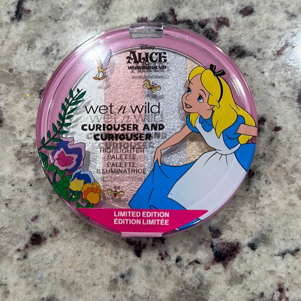Wet N wild Alice in wonderland curiouser and curiouser highlighter palette